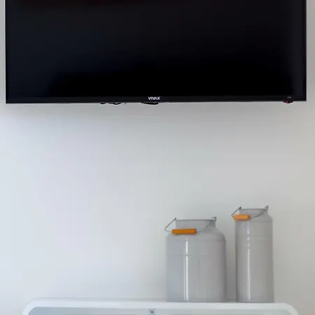 Fe * Малинска