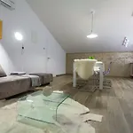 شقة Fe