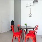 Fe *