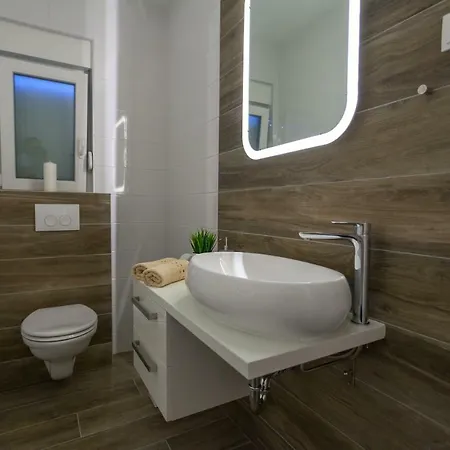 Fe * מאלינסקה