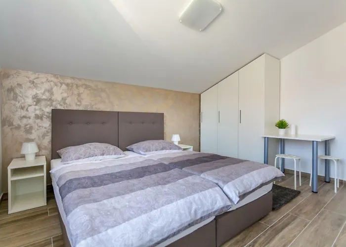 Fe Apartment Malinska